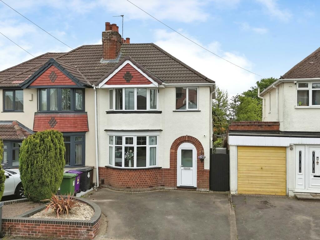 Main image of property: Beechwood Avenue, Wednesfield, WV11