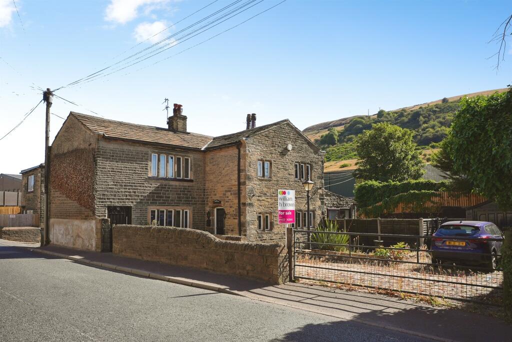 Main image of property: Spindle Point, HALIFAX