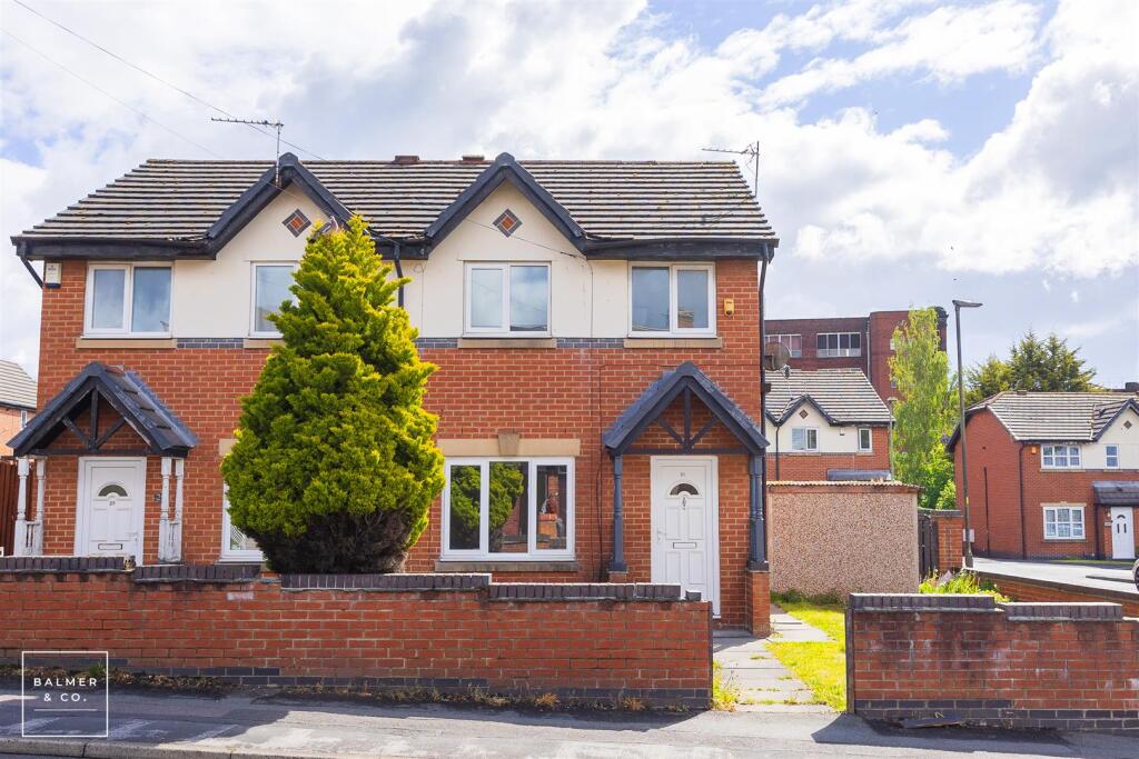 Main image of property: Siddow Common, Leigh, WN7