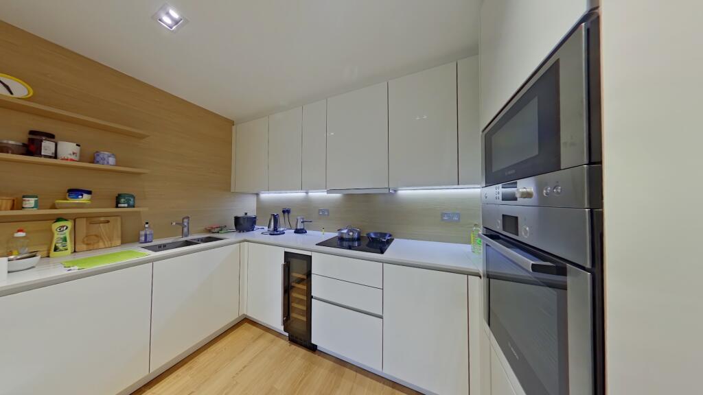 Apartment in London - View 4