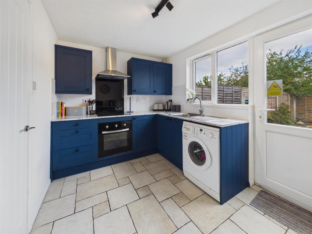 House in Tewkesbury, Churchdown - View 5