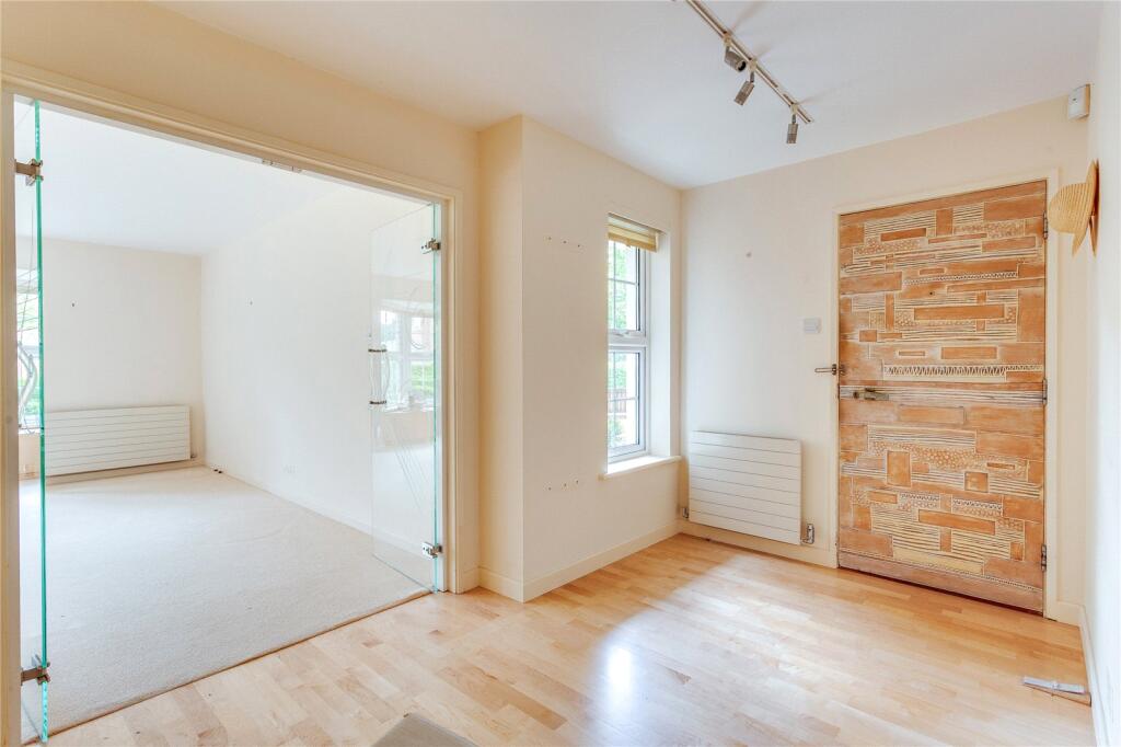 Apartment in South Oxfordshire, Henley-on-Thames - View 3