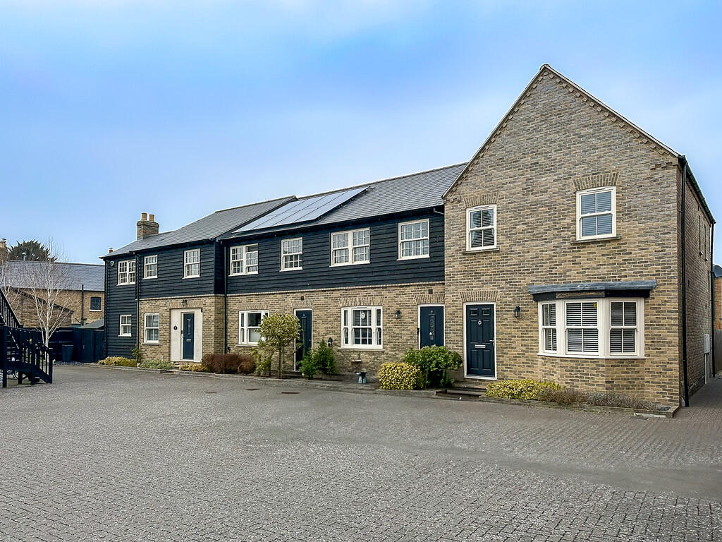 Main image of property: Weavers Mews, Eaton Ford, St. Neots