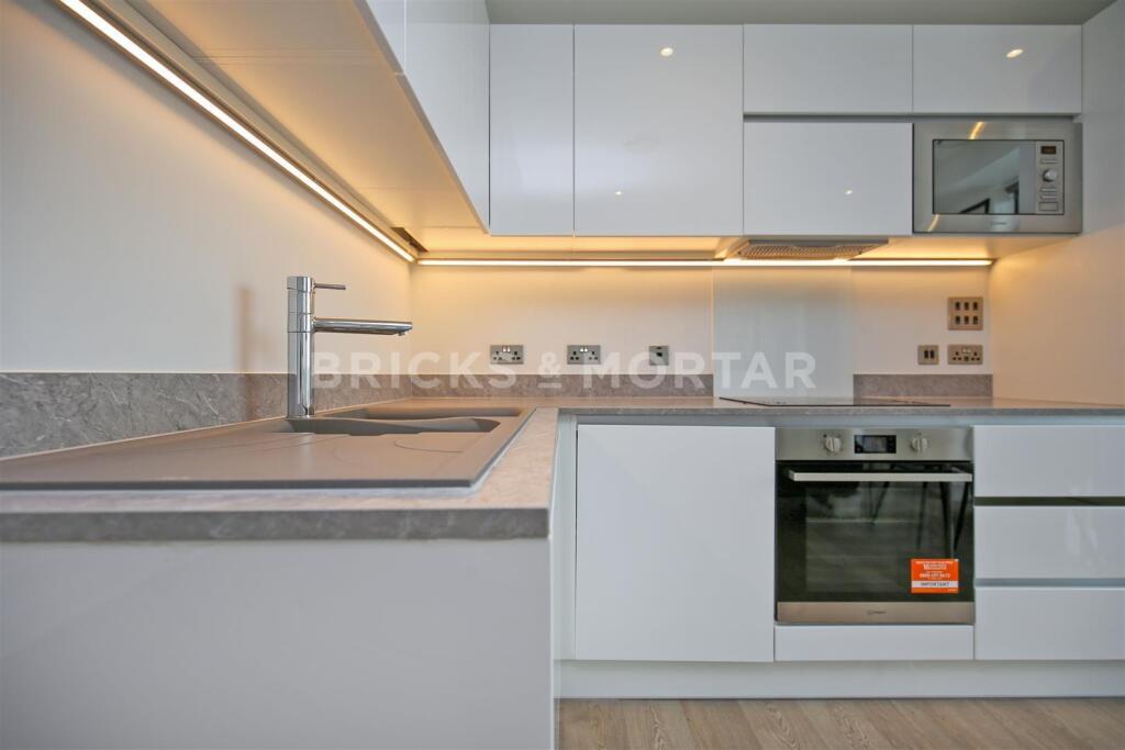 Apartment in Newcastle upon Tyne - View 3