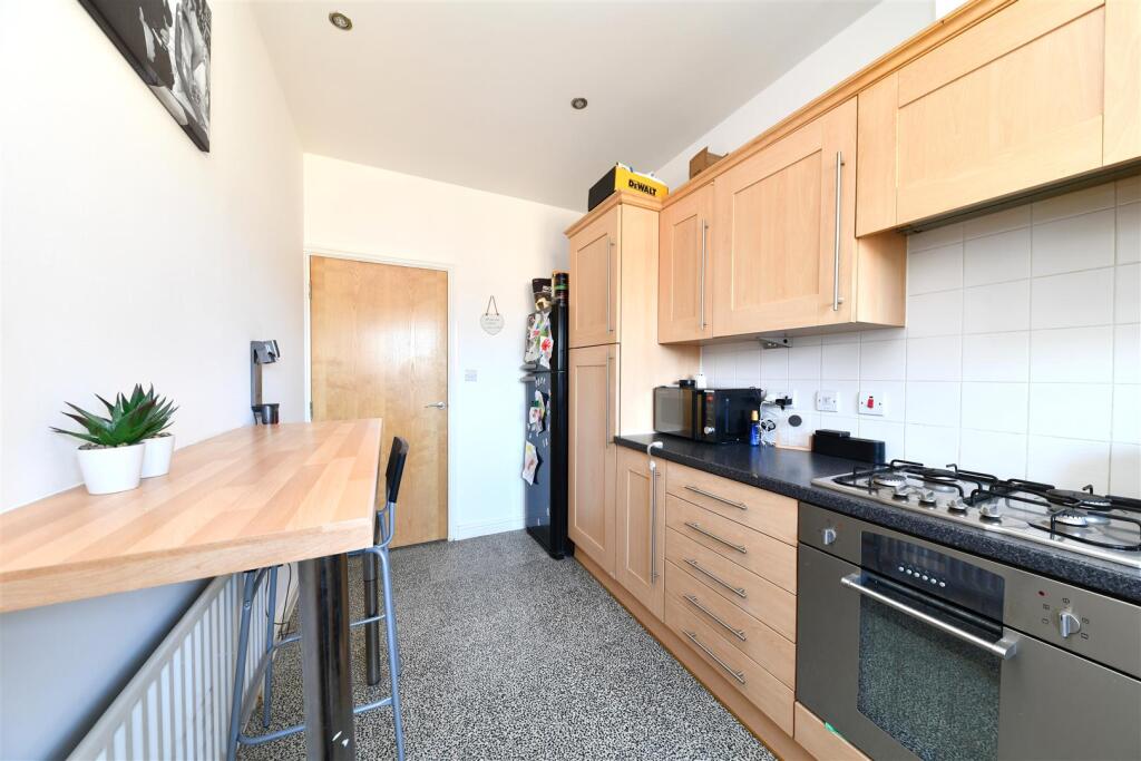 Apartment in Stevenage - View 5