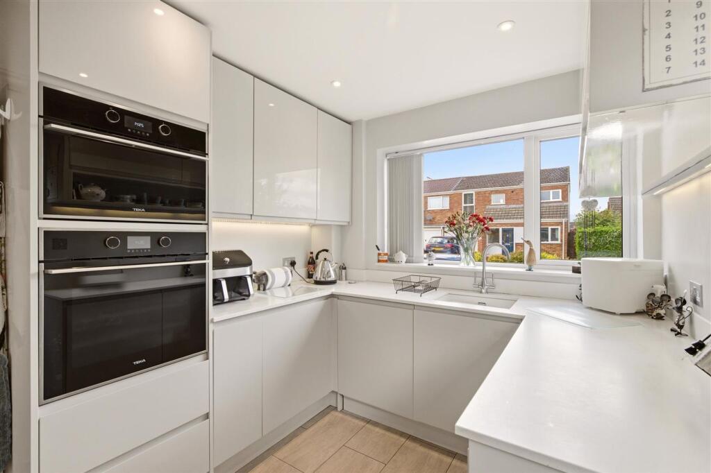 House in Hampton Magna, Budbrooke - View 3