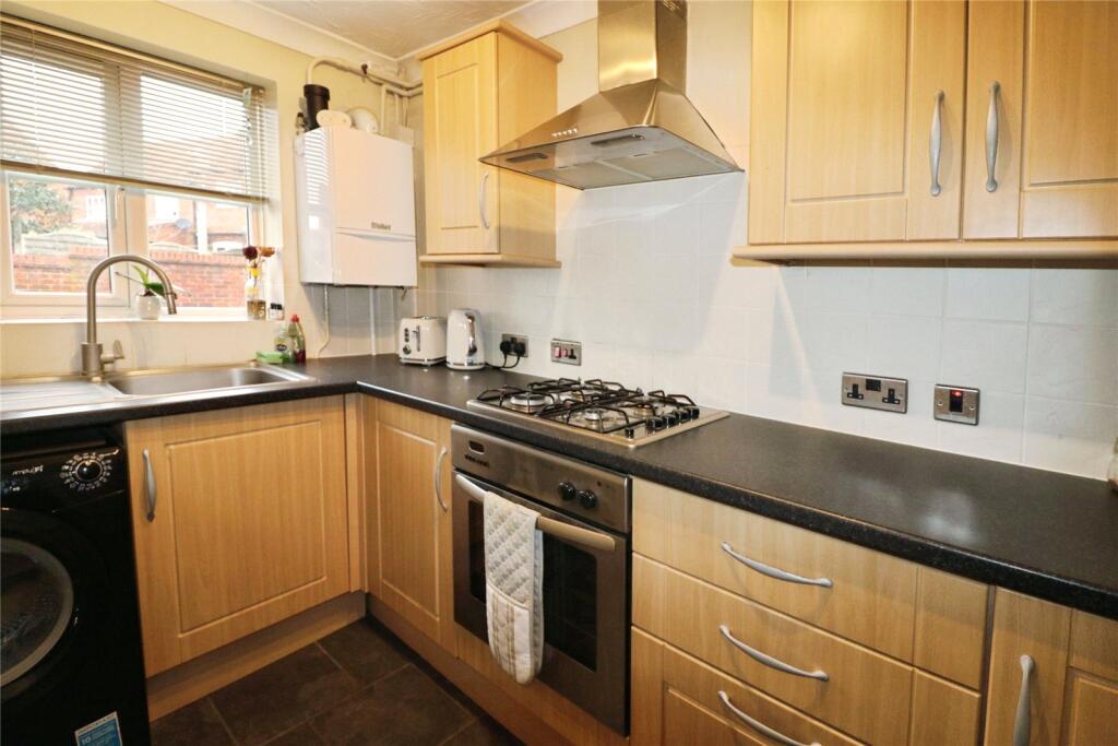 Tortoiseshell Way, Wymondham, Norfolk, NR18 photo 2