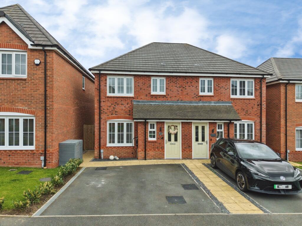 Main image of property: Senley Close, Sutton, St Helens, WA9