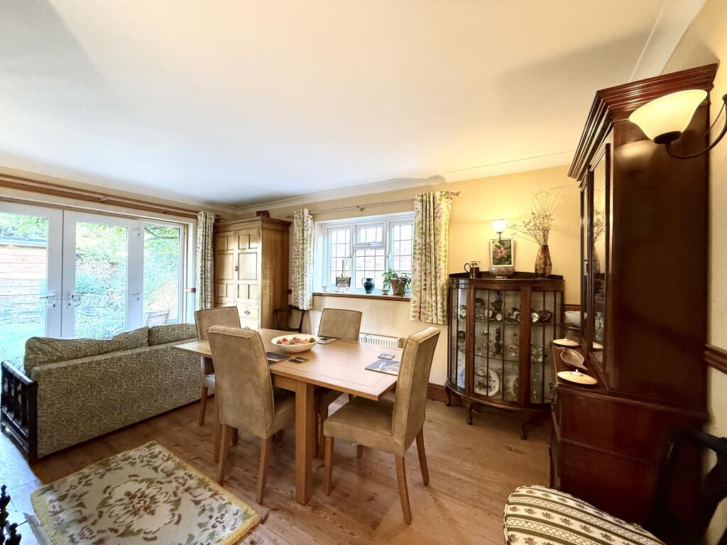  Beech Close, Stratford-upon-avon, Warwickshire photo 4