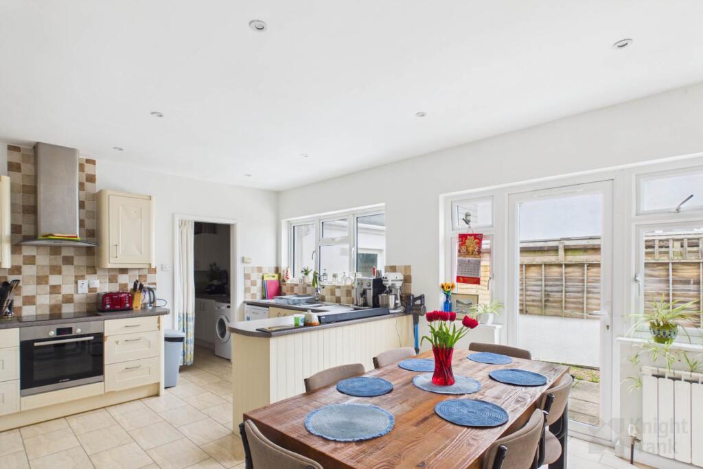 House in Gedling, Woodthorpe - View 4