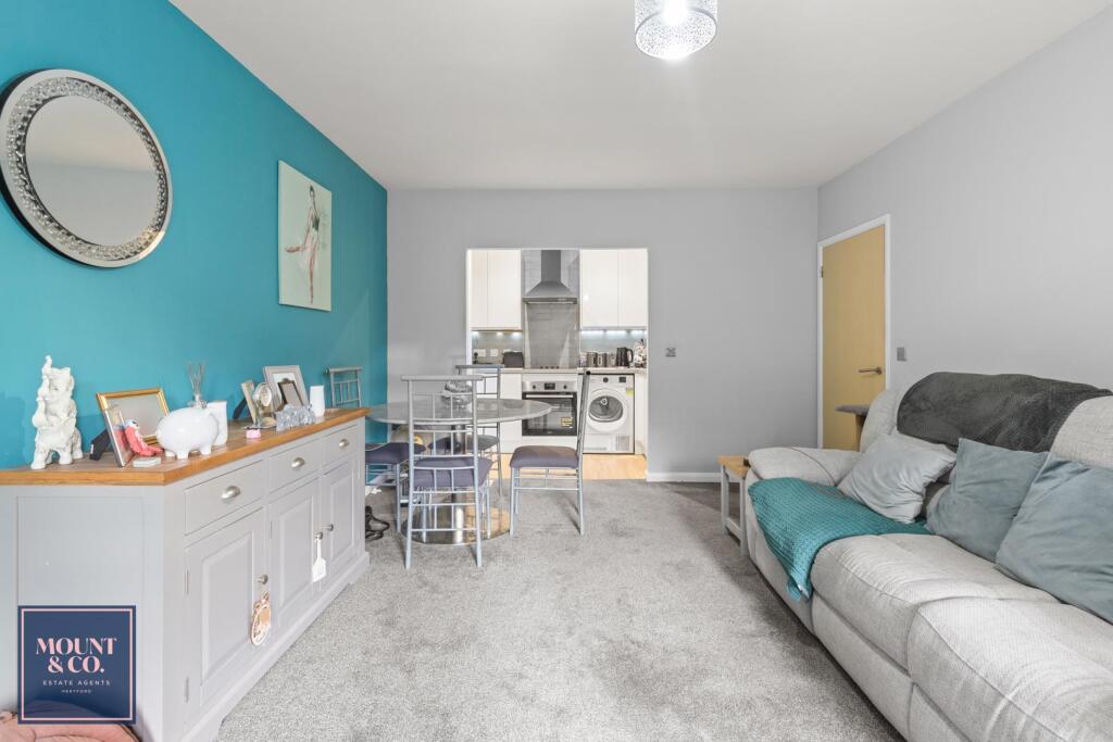 Apartment in Stevenage - View 4