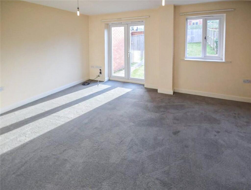 House in Doncaster - View 4
