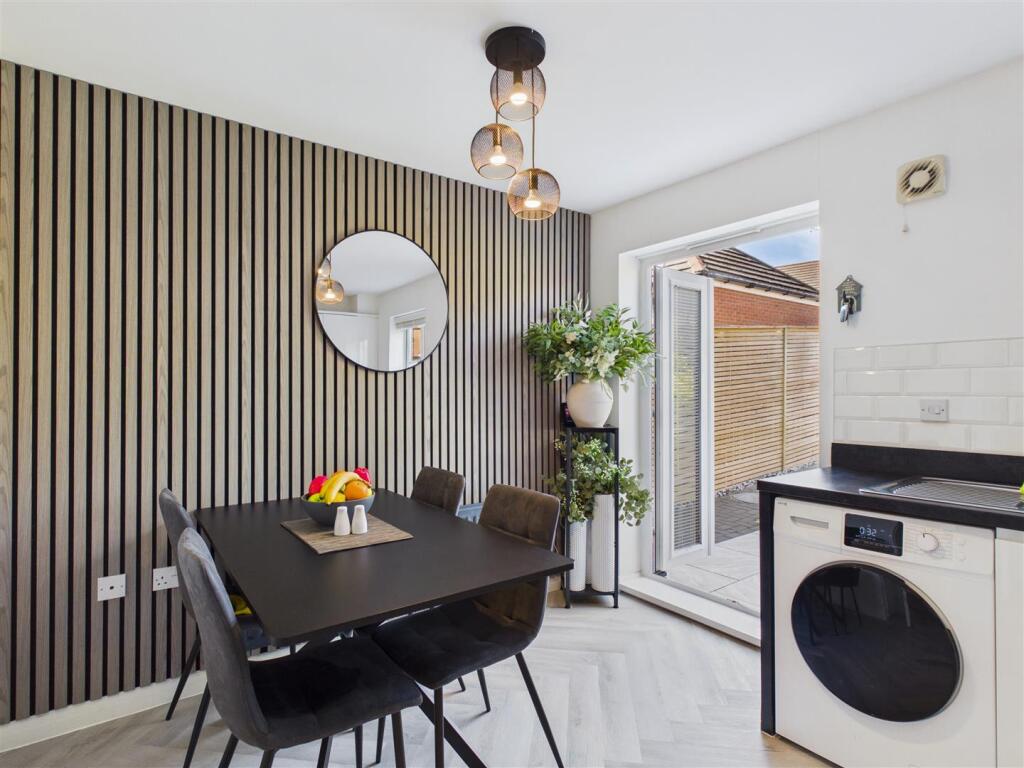 House in Stockton-on-Tees - More