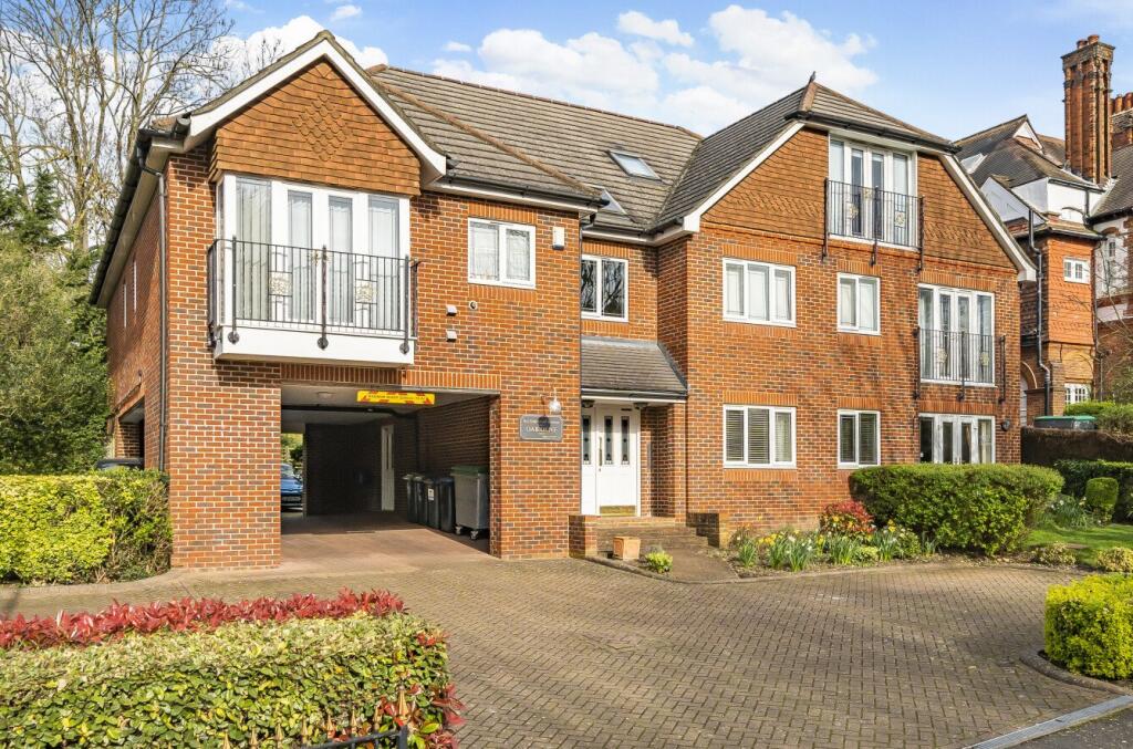 Main image of property: Oakwood Avenue, Beckenham, Kent, BR3