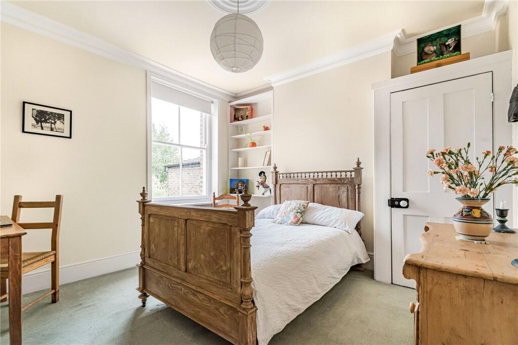 House in London - More