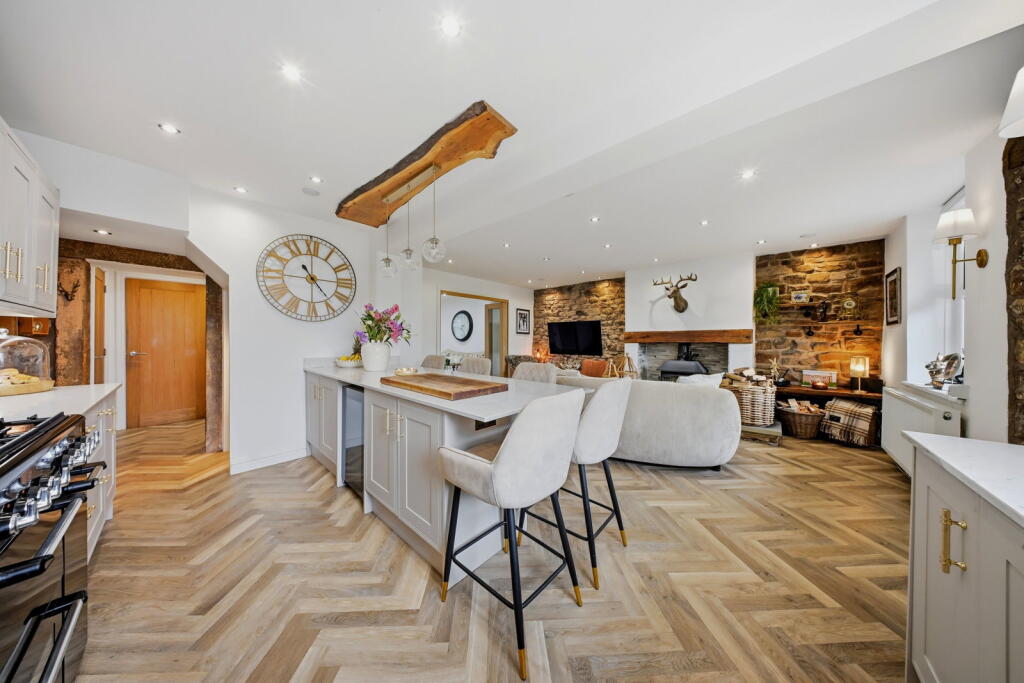 House in Blackburn - View 3