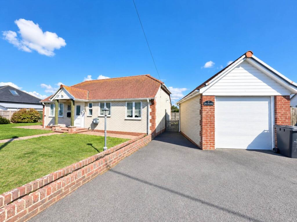Main image of property: East Bracklesham Drive, Bracklesham Bay, West Sussex, PO20