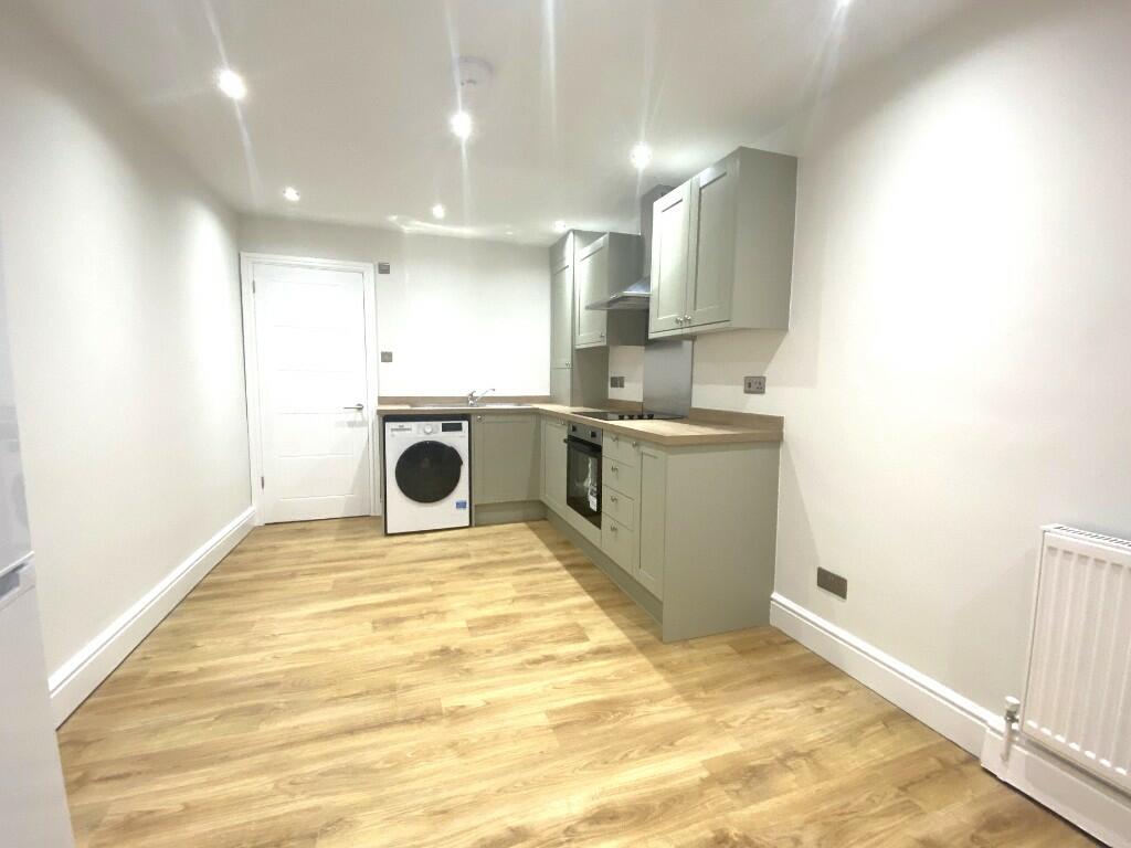 Main image of property: The Broadway, Woodford Green, Essex, IG8