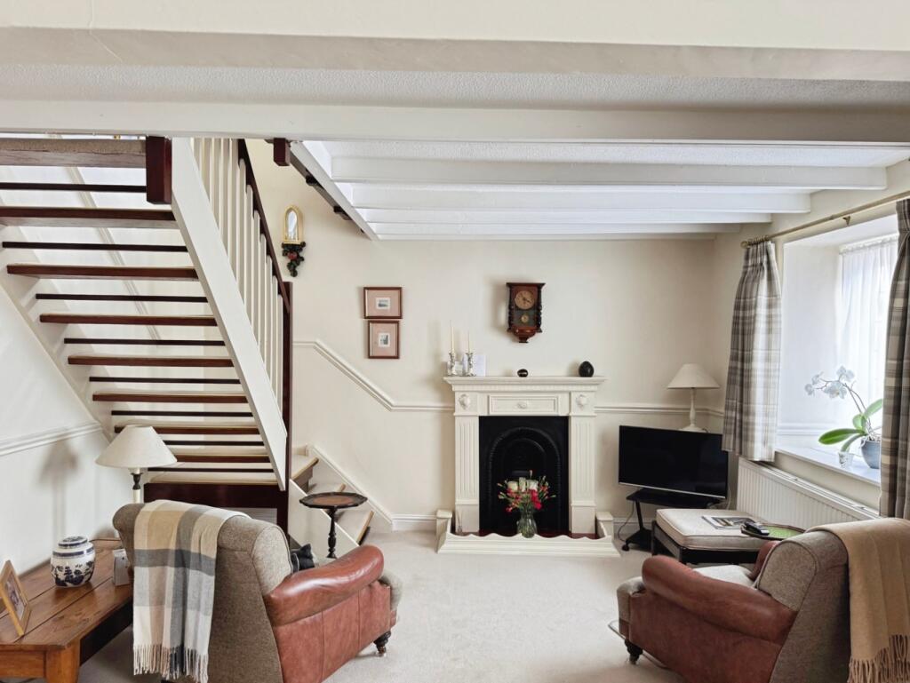 House in Swansea - More
