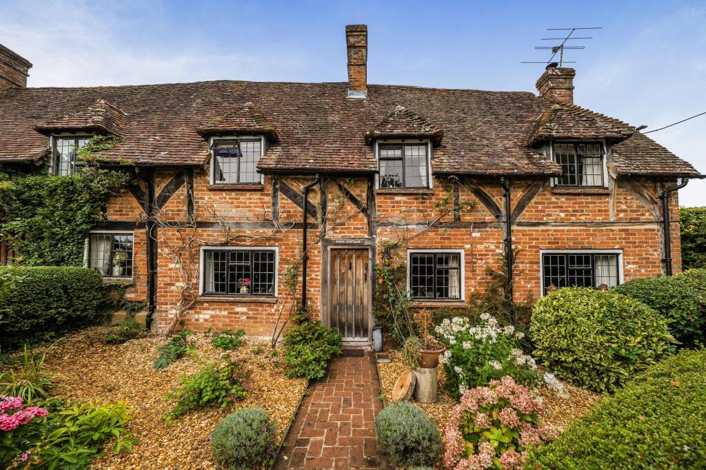 Main image of property: The Street, Long Sutton, RG29