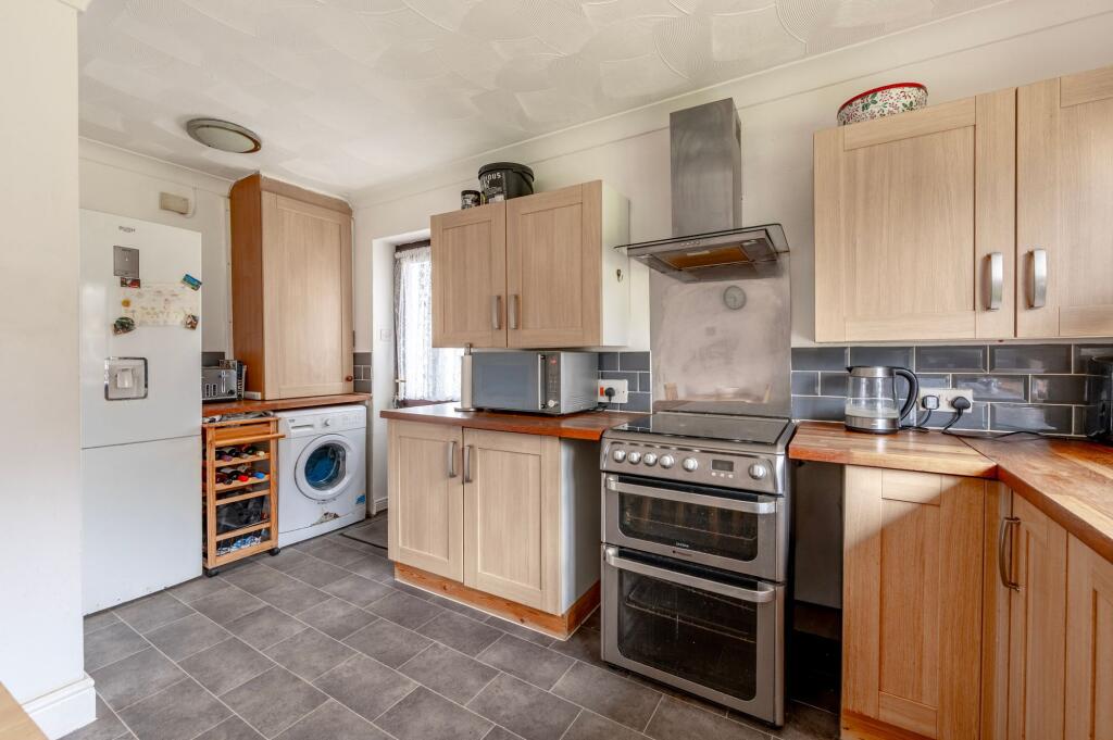 Akethorpe Way, Lowestoft photo 4