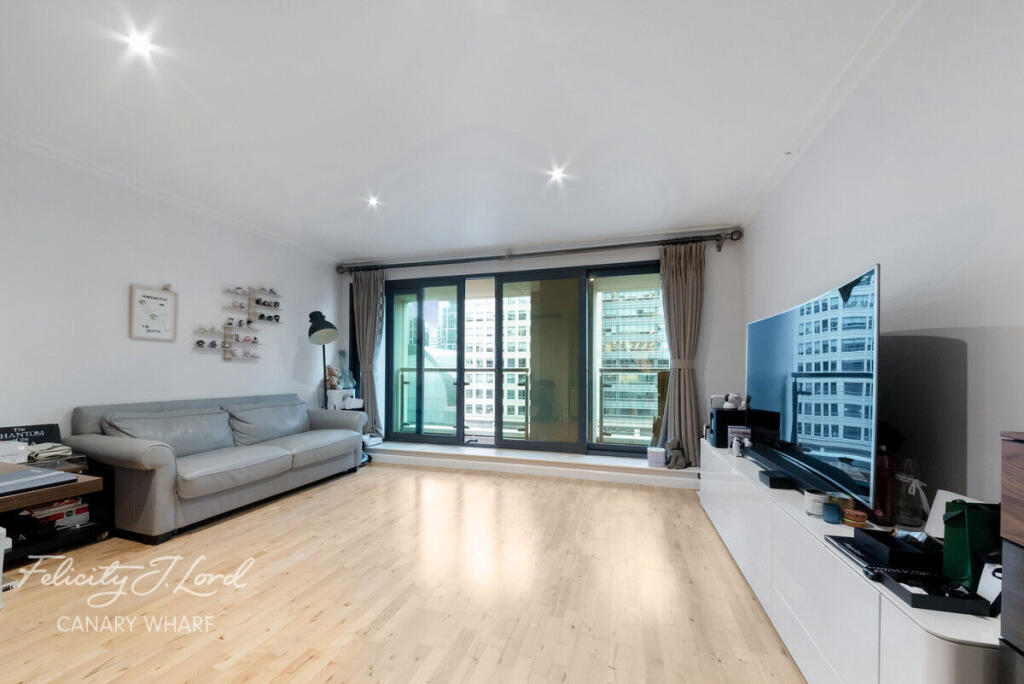 Apartment in London, St John's Estate, Isle of Dogs - View 5