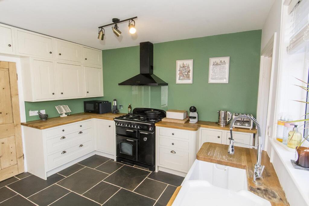 The Headlands, Market Harborough photo 4