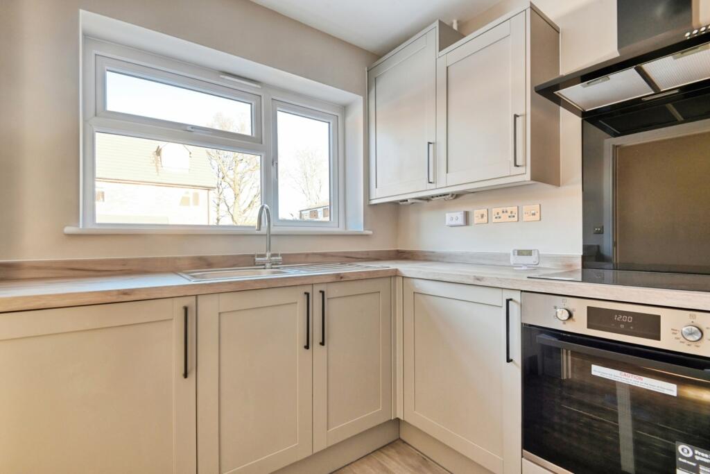 Brookdale Grove, Sheldon, Birmingham, B26 photo 4