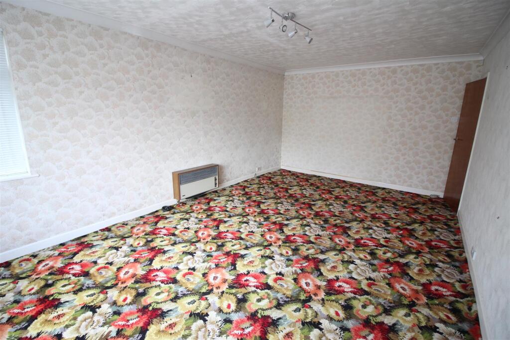 Abbotsway, Garforth Leeds photo 4