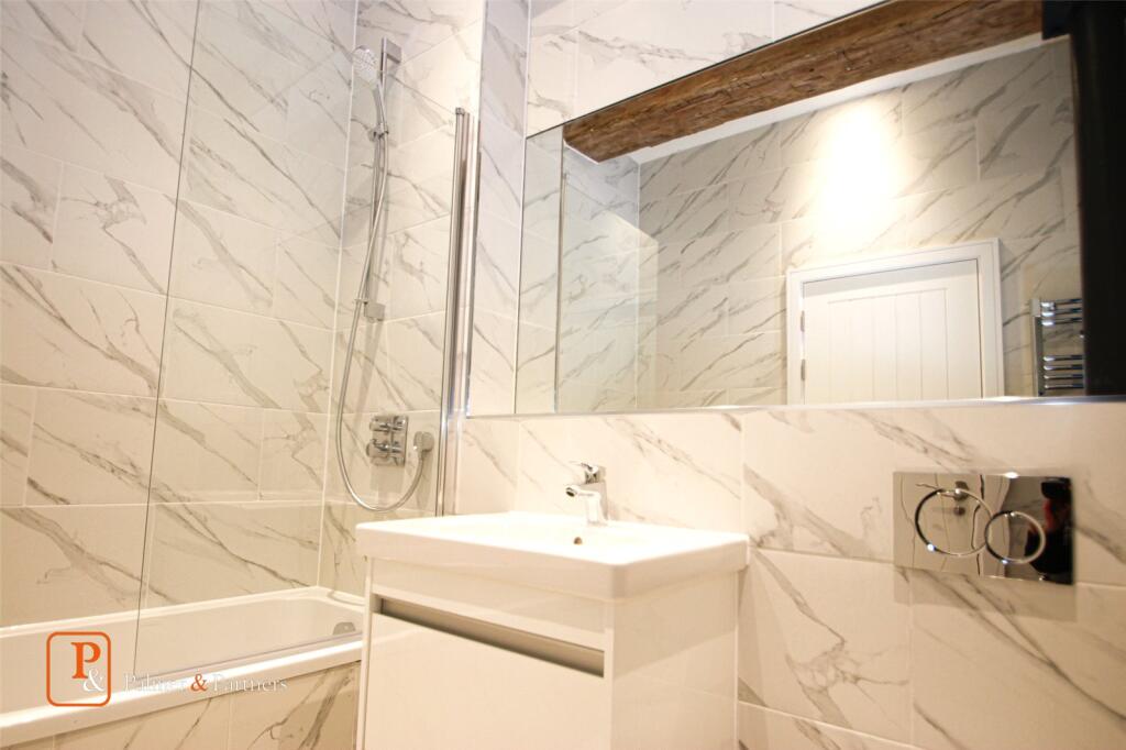 Apartment in Colchester, Hythe - More