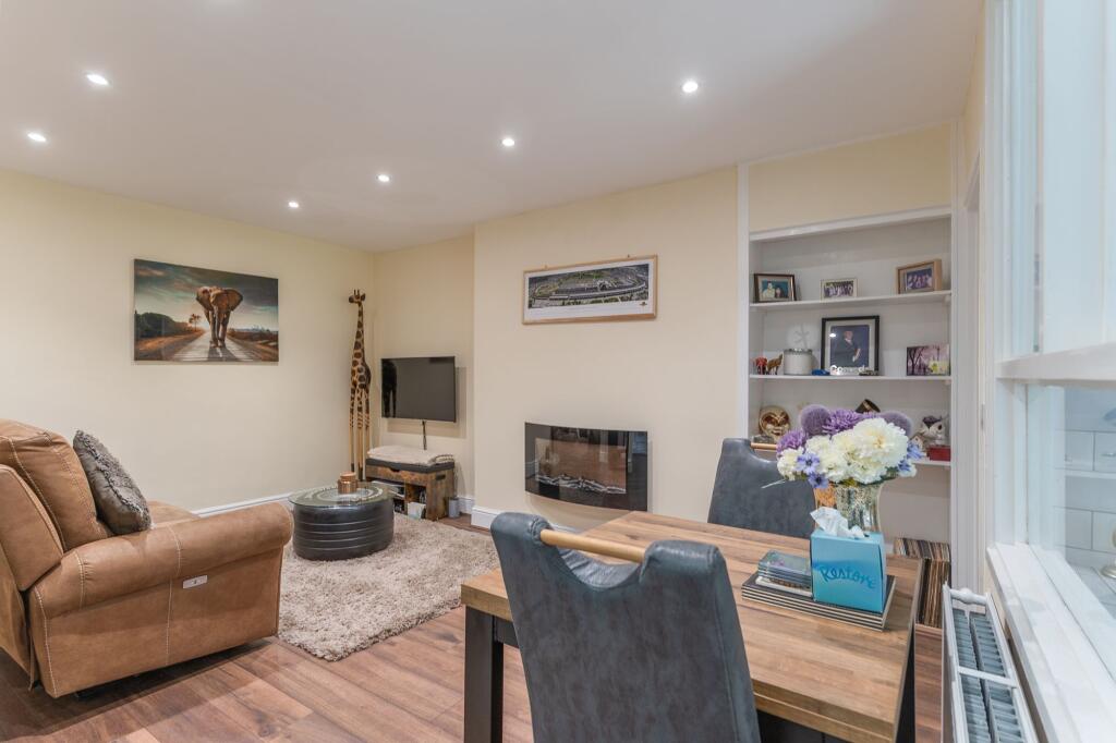 House in Machen, Bedwas, Trethomas and Machen - More
