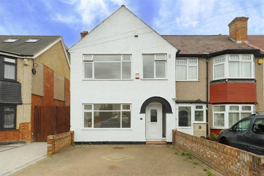 3-bed semi-detached on Windsor Avenue, Hillingdon. UB10, £550,000