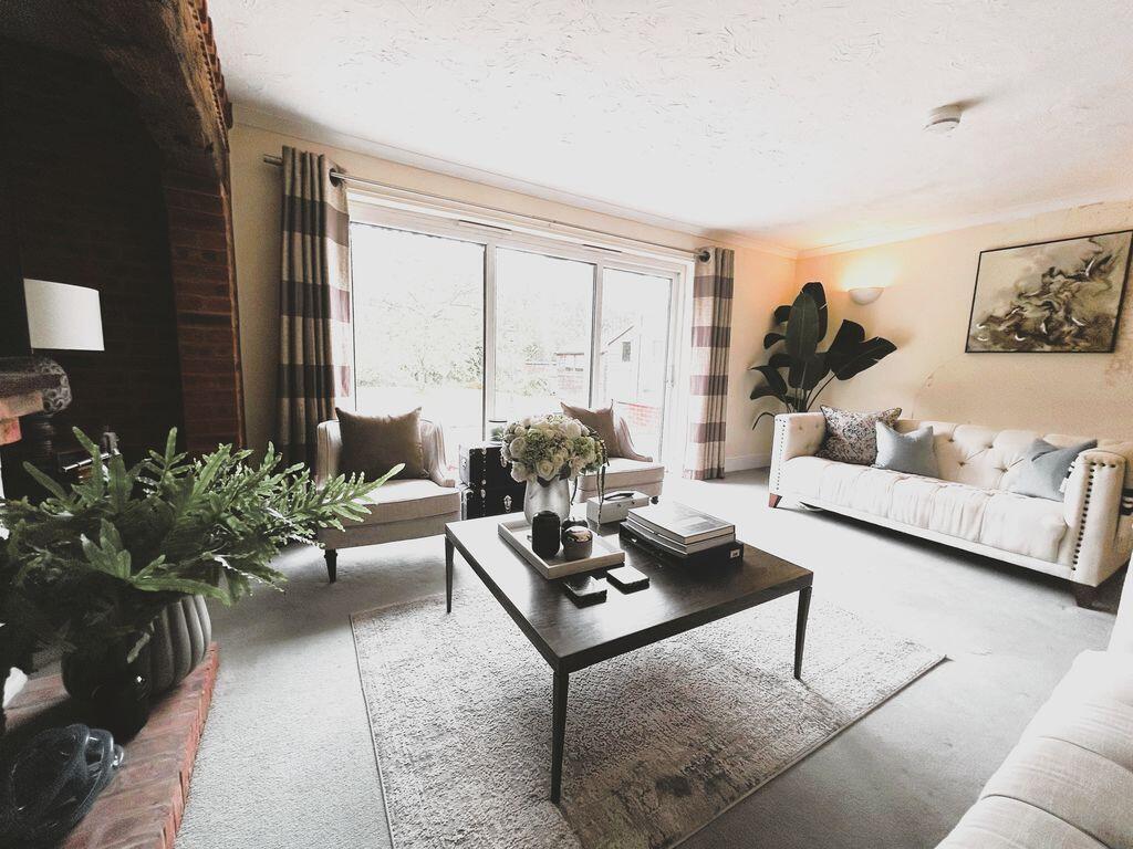 House in Walsall, Shire Oak - View 3