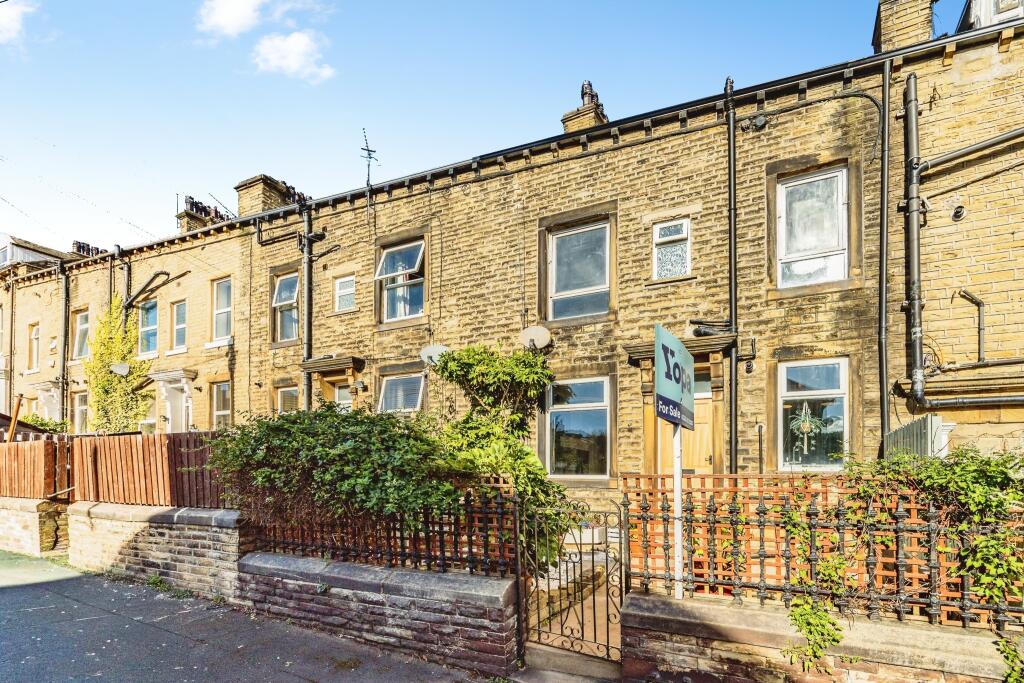 4-bed terraced on Langdale Street, Elland, HX5, £150,000