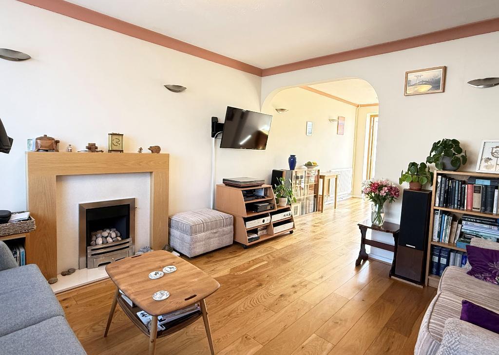 House in Horsham, Upper Beeding - View 5