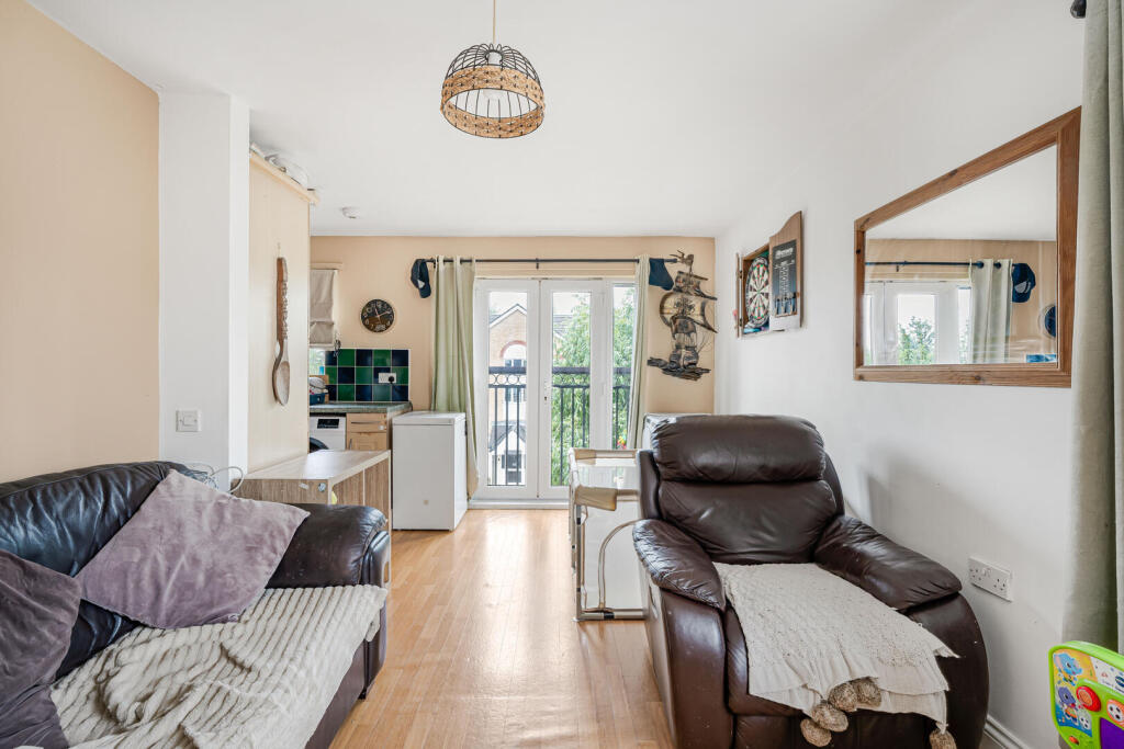 Apartment in London - View 2