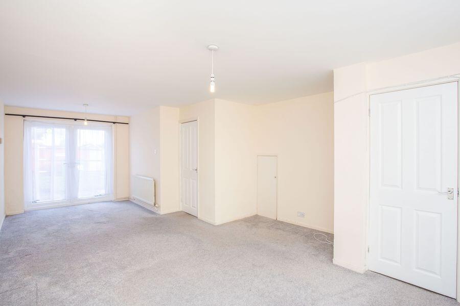 Porter Road, Basingstoke, RG22 - View 2