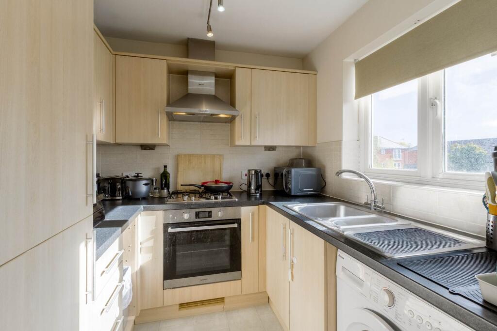 Freshfield Ave, Broughton photo 3