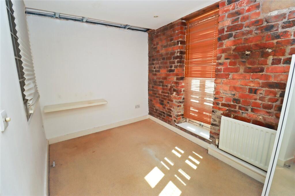 Apartment in North Tyneside, Chirton - View 5