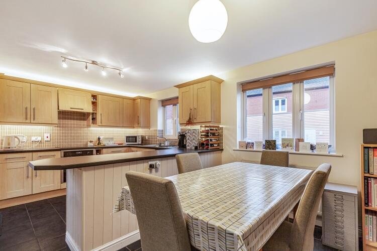 Main image of property: Parsley Place, Banbury