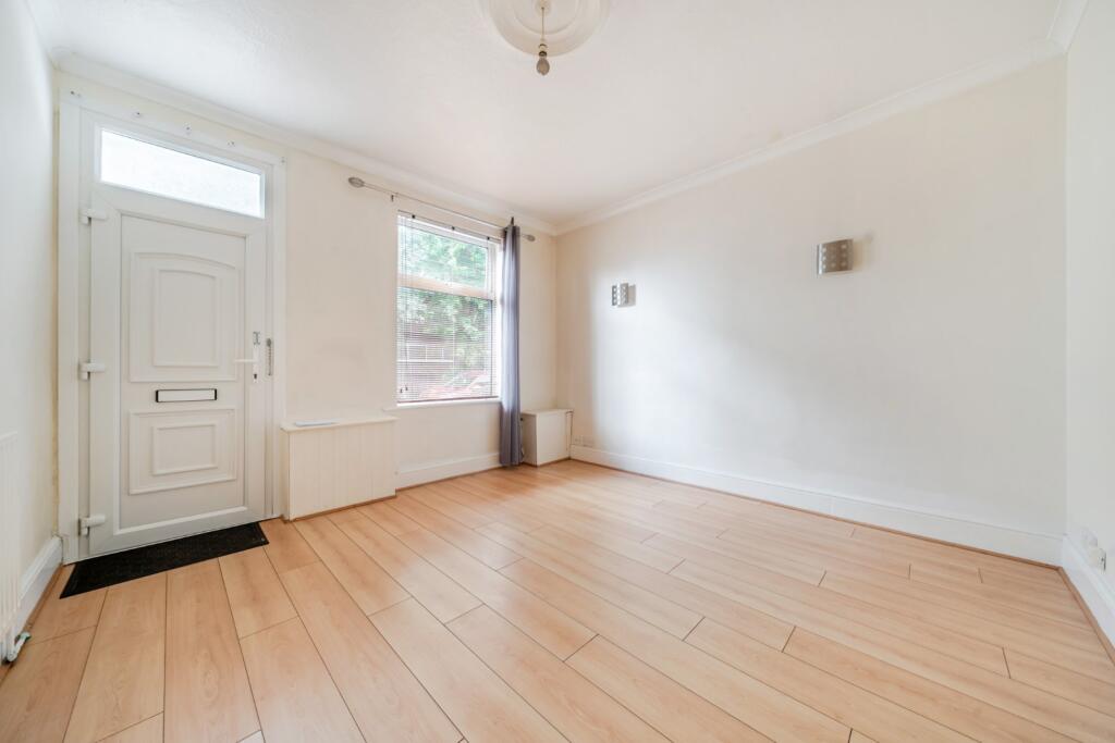House in Nottingham, Highbury Vale - View 2