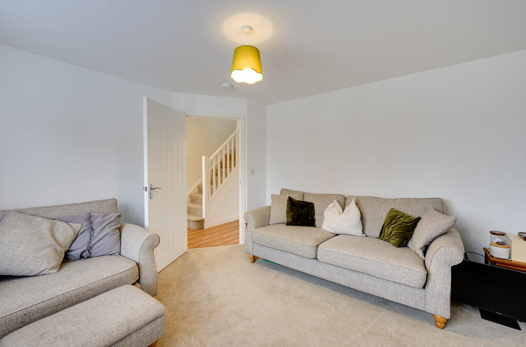 Cowpasture Drive, Felixstowe photo 4