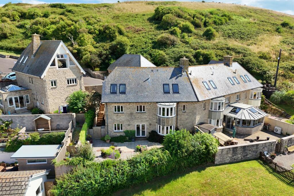 4-bed semi-detached on Bridport, £750,000