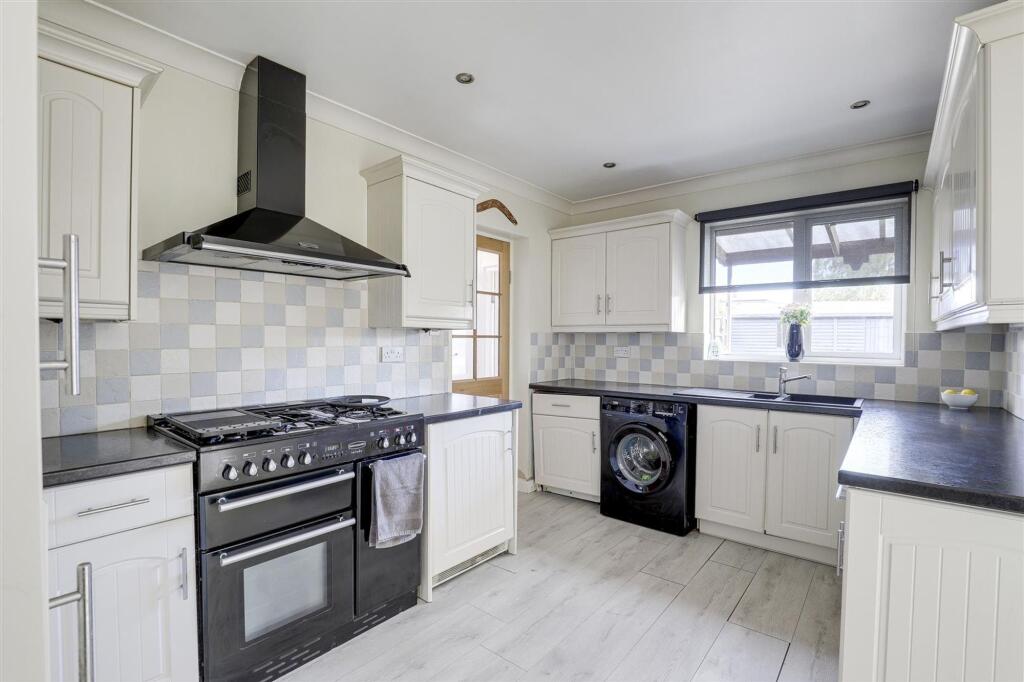 House in Nottingham, Toton - View 4