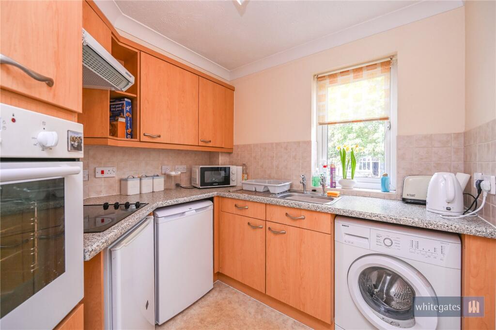 Apartment in Knowsley, Liverpool City Region - More