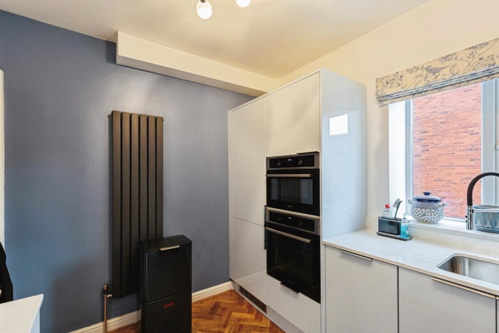 Apartment in Blackpool - More
