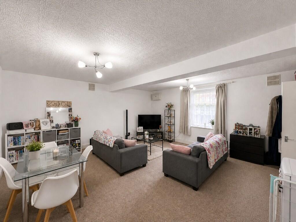 Main image of property: 2 x £155pw, Daisy Bank Road, Manchester, Greater Manchester, M14