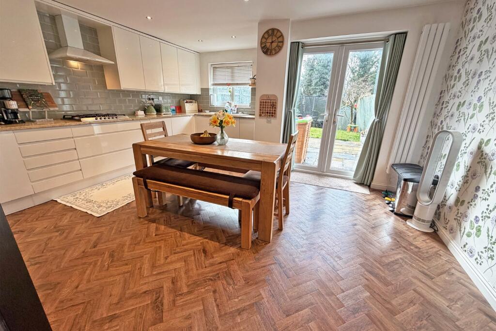 House in Hemel Hempstead, Totteridge - View 4