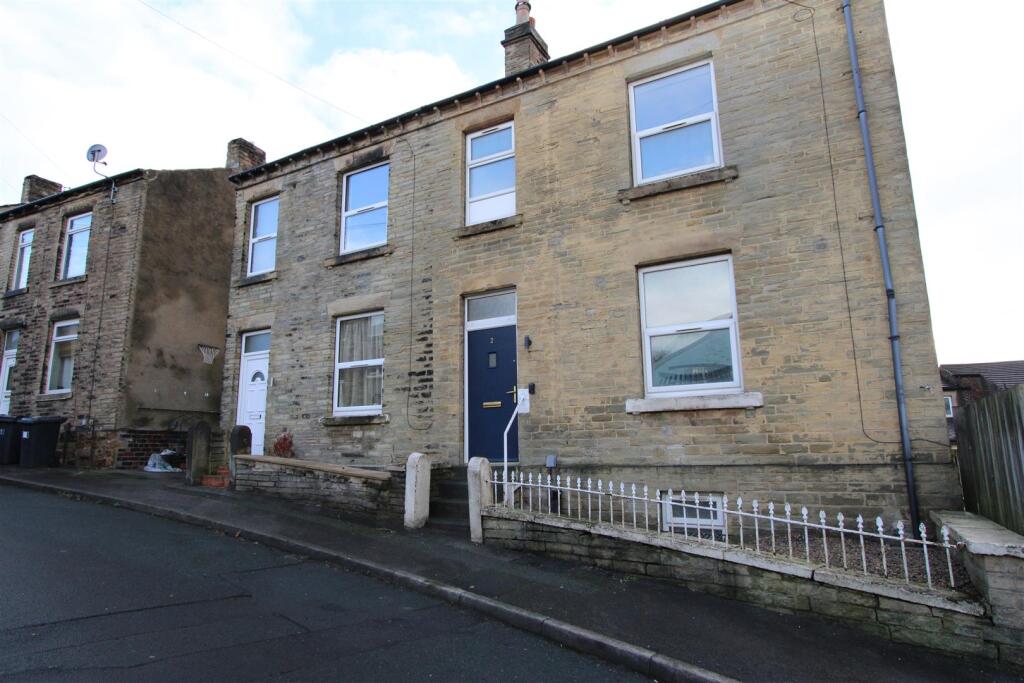 Main image of property: Centre Street, Heckmondwike