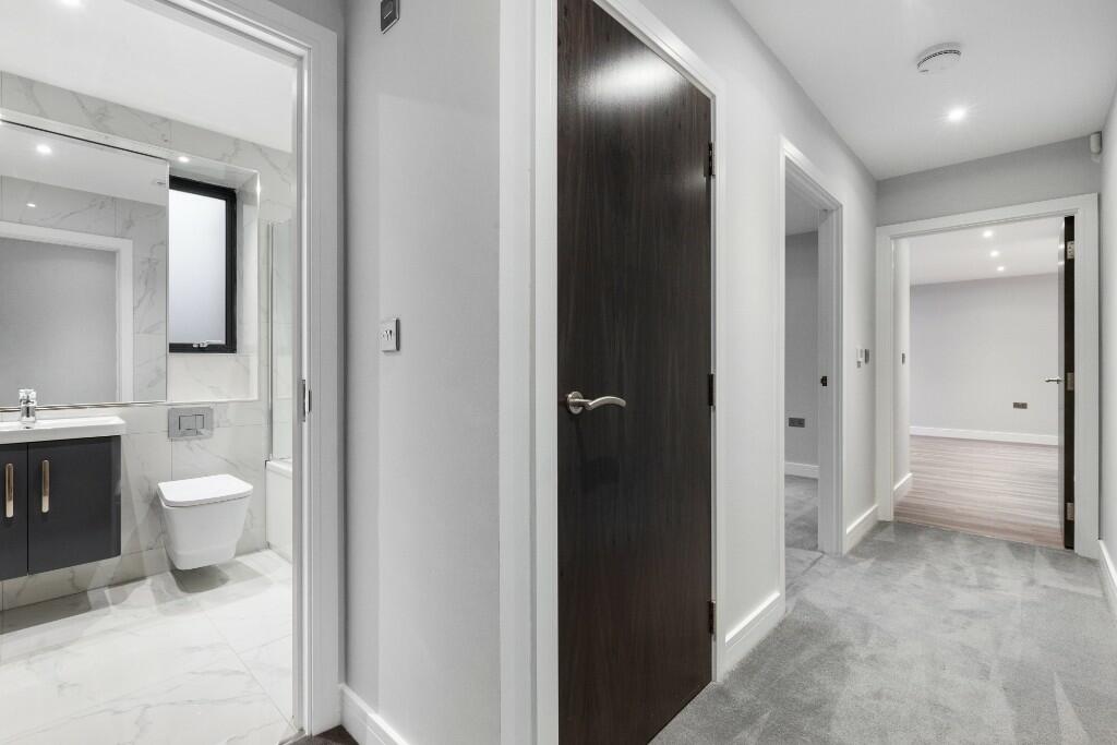 Main image of property: Lea Bridge Road, London, E10